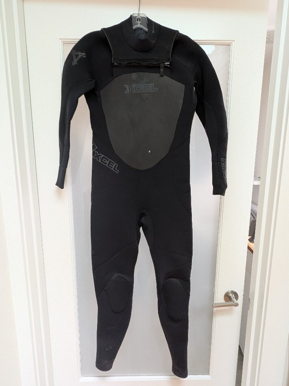 Xcel Infiniti System 4.3 Zip Chest Full Body Wetsuit Black Size XL